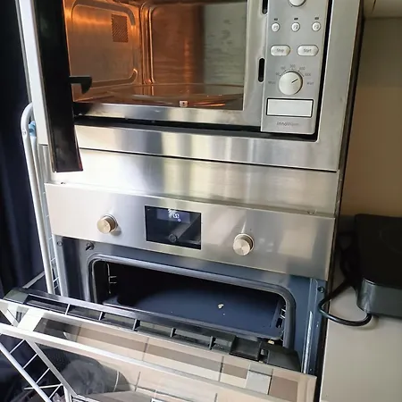 Apartment Your Home Away - Fully Equipped Private Apartment With Terrace Heerlen
