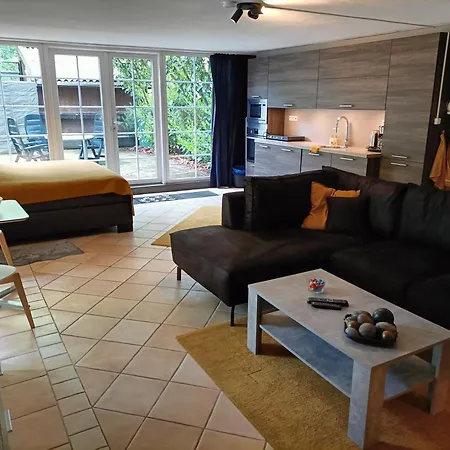 Your Home Away - Fully Equipped Private Apartment With Terrace Heerlen